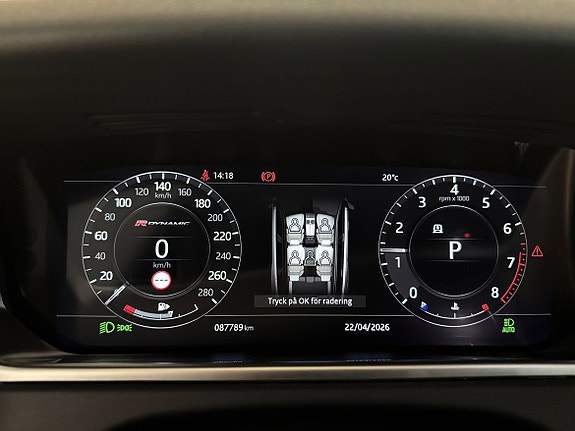 Land Rover Range Rover Velar 16 of 19