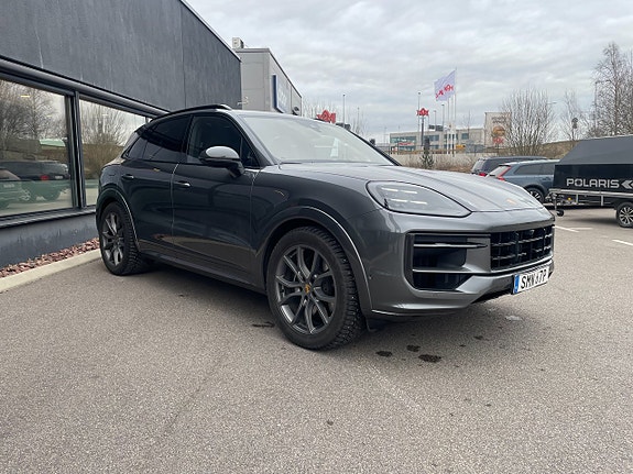 Porsche Cayenne 6 of 10