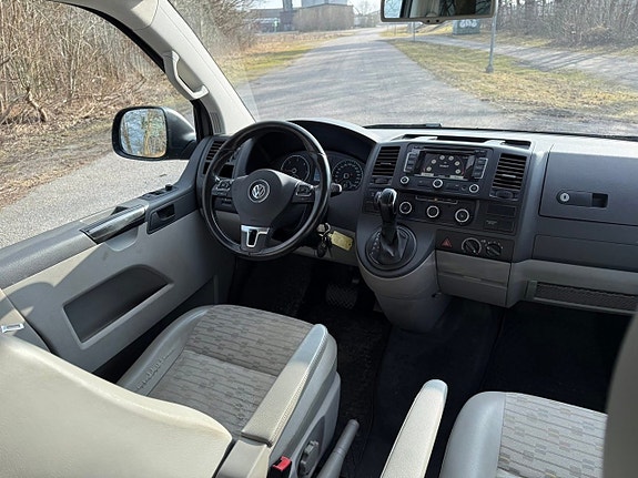Volkswagen Transporter 11 of 20