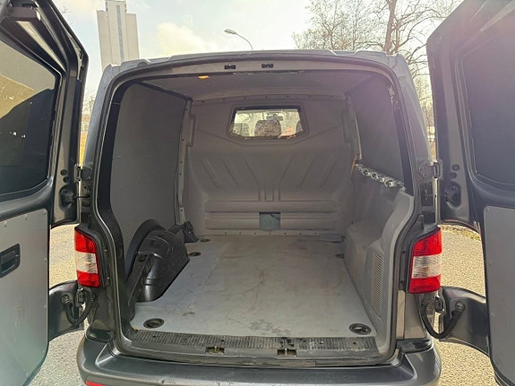 Volkswagen Transporter 19 of 20