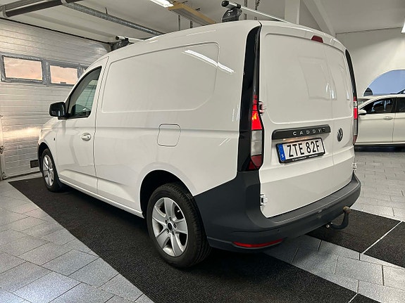 Volkswagen Caddy 4 of 5