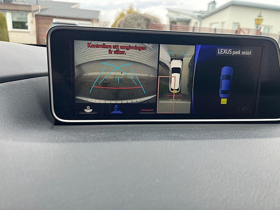 Lexus RX450h 8 of 12