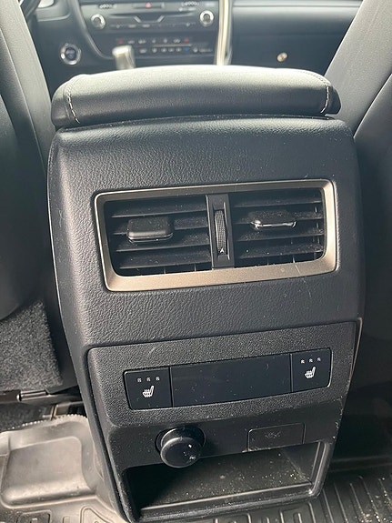 Lexus RX450h 7 of 12
