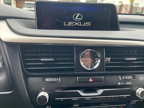 Lexus RX450h 6 of 12