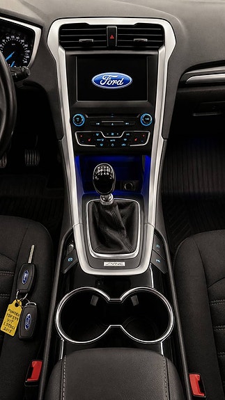 Ford Mondeo 11 of 21