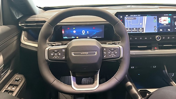 Jeep Compass 16 of 26