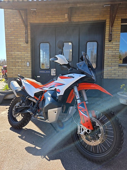 KTM 890 Adventure R 2023   Endast 220 Mil