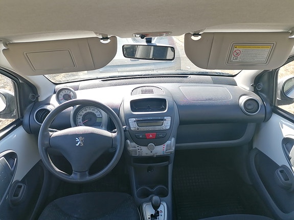 Peugeot 107 3 of 5