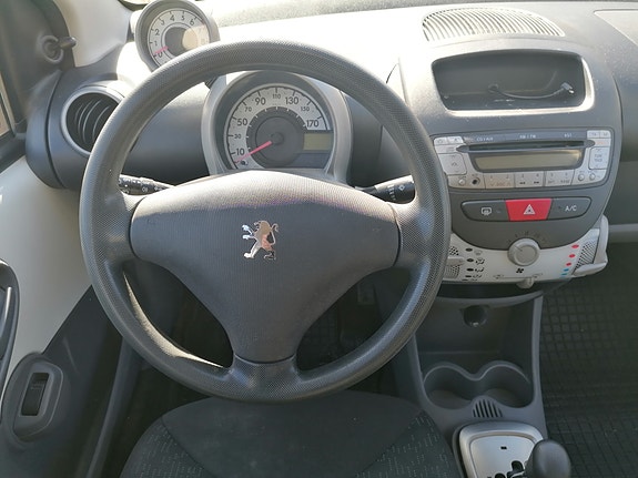 Peugeot 107 4 of 5