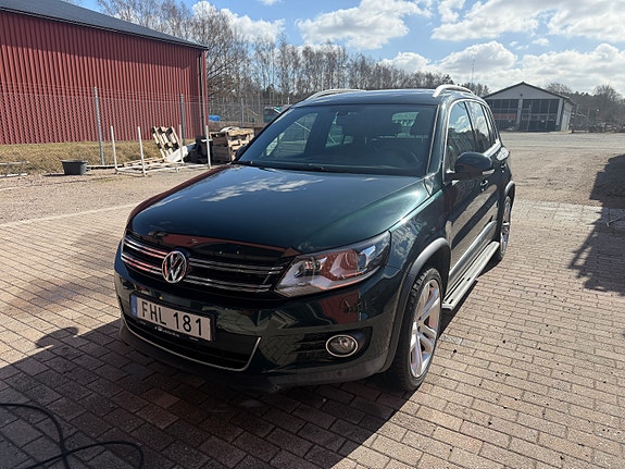 Volkswagen Tiguan 3 of 5