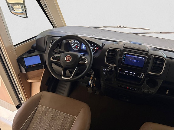 Carthago Malibu l 441 LE AUT 9vxl TDI 140hk 6 of 22