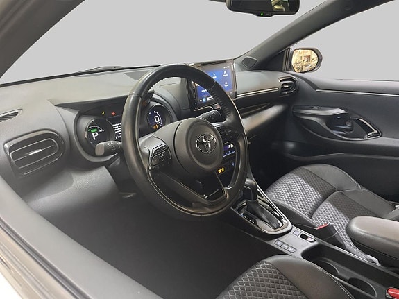 Toyota Yaris 15 of 22