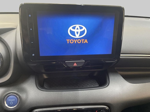 Toyota Yaris 18 of 22
