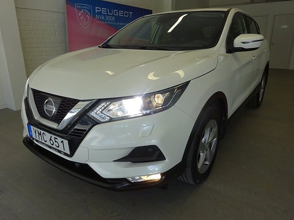 Nissan Qashqai 2 of 5