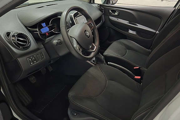 Renault Clio 7 of 15