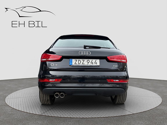 Audi Q3 6 of 13