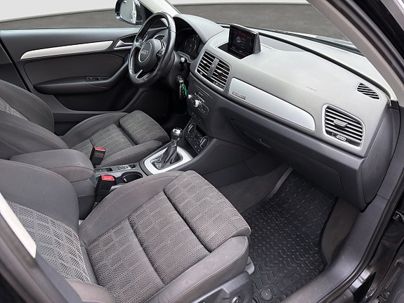 Audi Q3 11 of 13