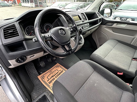 Volkswagen Transporter 16 of 22