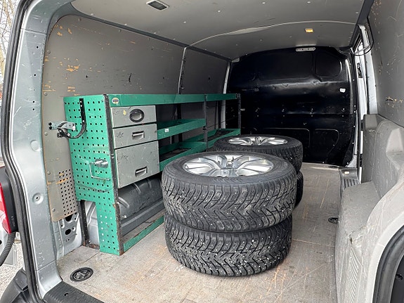 Volkswagen Transporter 9 of 22
