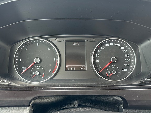 Volkswagen Transporter 20 of 22