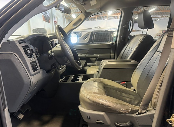 Dodge RAM 1500 14 of 22