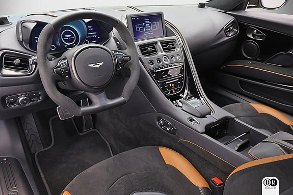 Aston Martin DBS 22 of 30