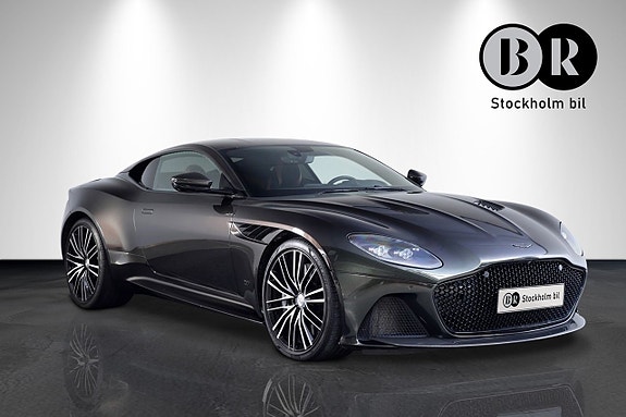 Aston Martin DBS 4 of 5