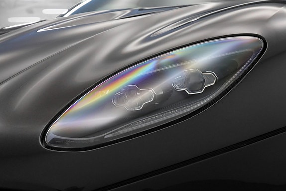 Aston Martin DBS 16 of 30