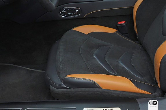 Aston Martin DBS 29 of 30