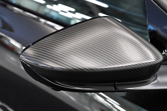 Aston Martin DBS 17 of 30