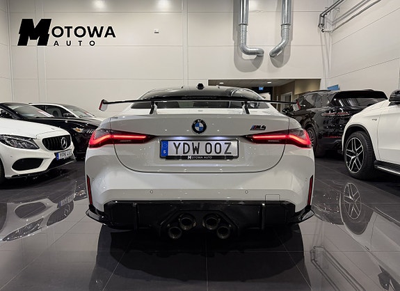 BMW M4 5 of 5