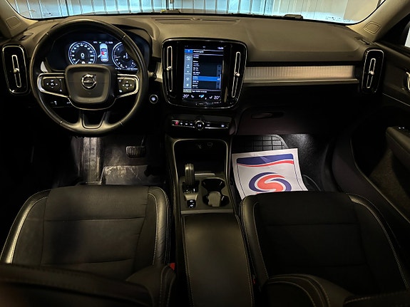 Volvo XC40 21 of 22