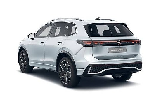 Volkswagen Tiguan 3 of 5