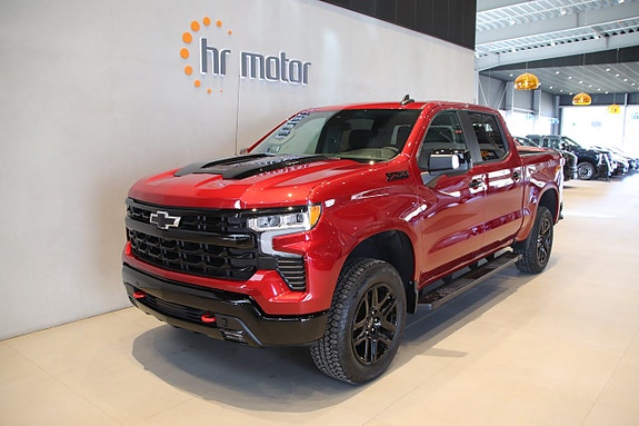 Chevrolet Silverado 1500 3 of 24