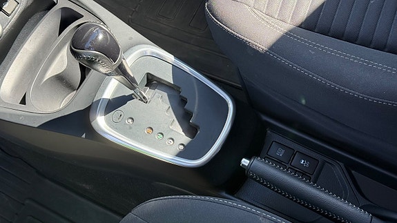 Toyota Yaris 19 of 30