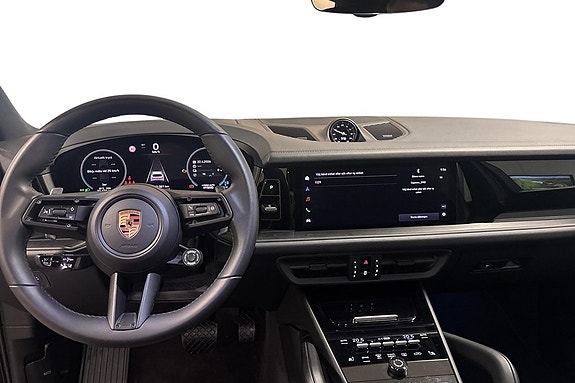 Porsche Cayenne 7 of 14