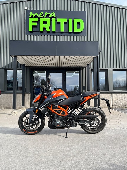 KTM 390 Duke