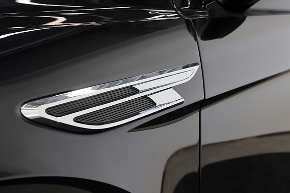 Bentley Bentayga 11 of 30