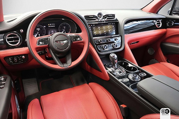 Bentley Bentayga 20 of 30