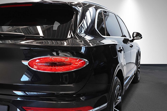 Bentley Bentayga 7 of 30