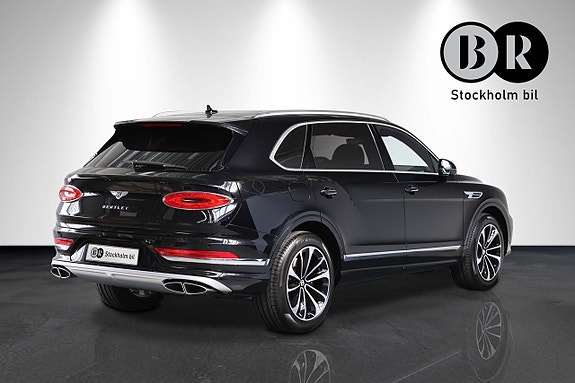 Bentley Bentayga 4 of 5
