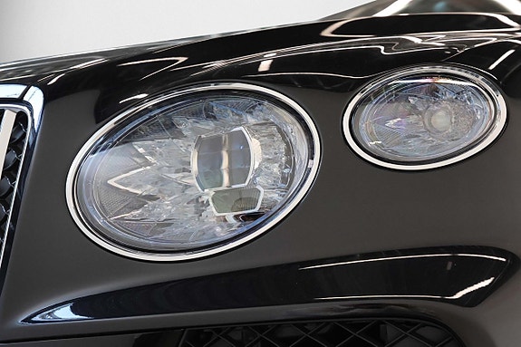 Bentley Bentayga 10 of 30