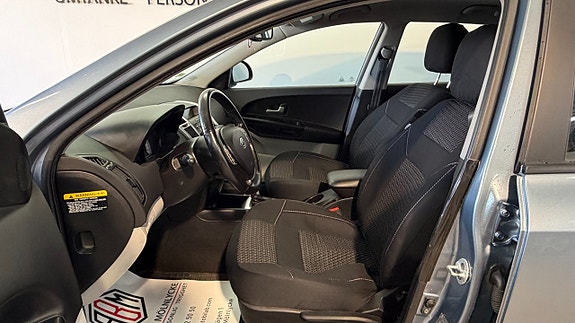 Kia Ceed 4 of 5