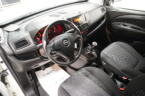 Opel Combo 7 of 16