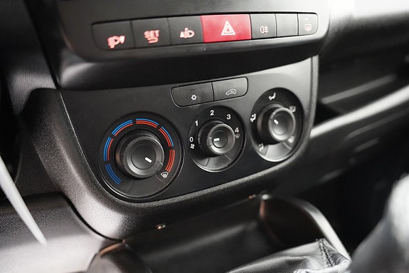 Opel Combo 14 of 16