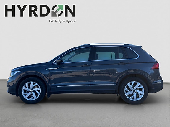 Volkswagen Tiguan 3 of 5