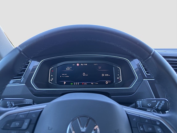 Volkswagen Tiguan 10 of 22