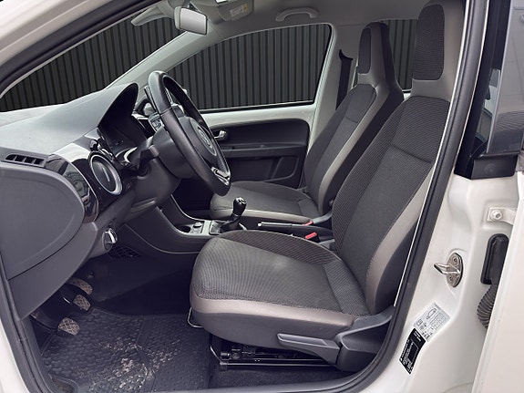 Volkswagen UP! 10 of 20