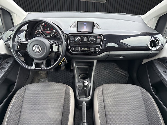 Volkswagen UP! 11 of 20
