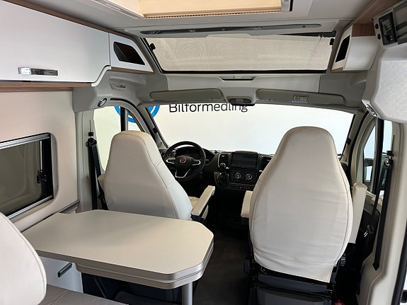 Pilote V 600 G Skydome, Markis, Solceller 4 of 20